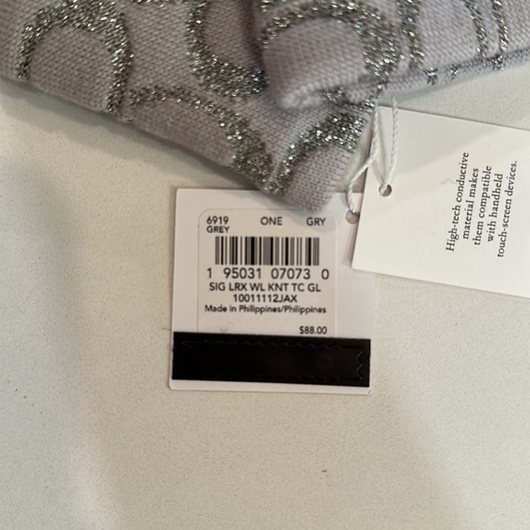 Coach Gloves NWT - Picture 5 of 5